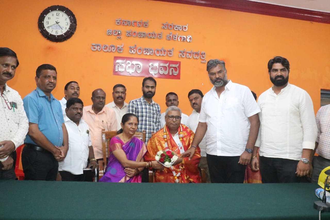 ತಮ್ಮ ಕರ್ತವ್ಯನಿಷ್ಠೆ ಹಾಗೂ ಪ್ರೀತಿಯಿಂದ ನಿಸ್ವಾರ್ಥ ಸೇವೆಯನ್ನು ಮಾಡಿದ ಮನೋಳಿಯವರು